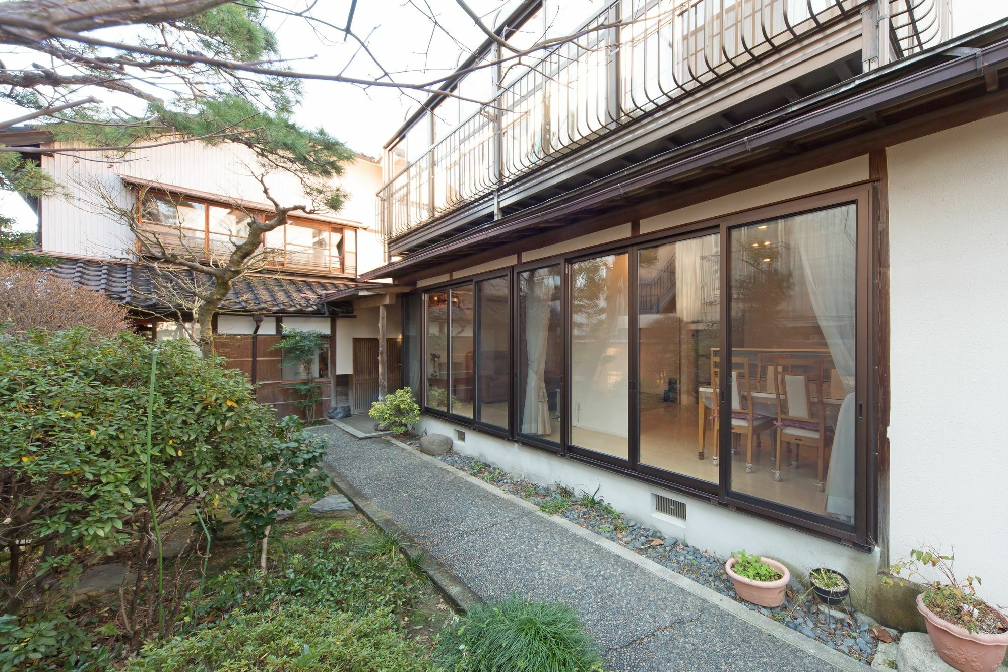 Kanazawa Seiren Le Lotus Bleu Dış mekan fotoğraf